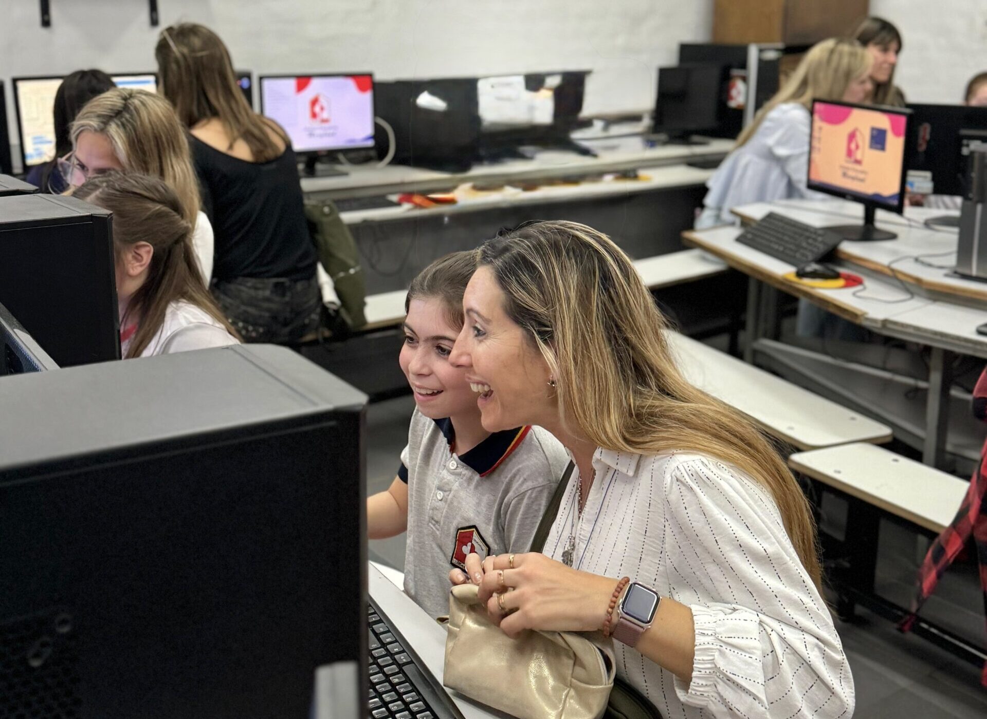 e6b32ef4-c346-4ee9-8789-58de5ee8e176